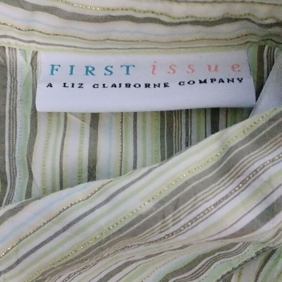 "First Issue" ( a liz Claiborne company) woman's shirt - Picture 6 of 10